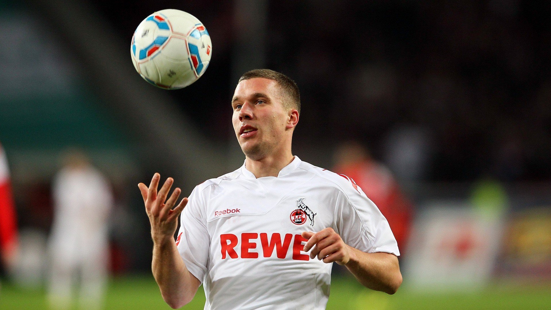 中国足球产业链创新项目展现强劲增长势头，中国足球产业的现状分析